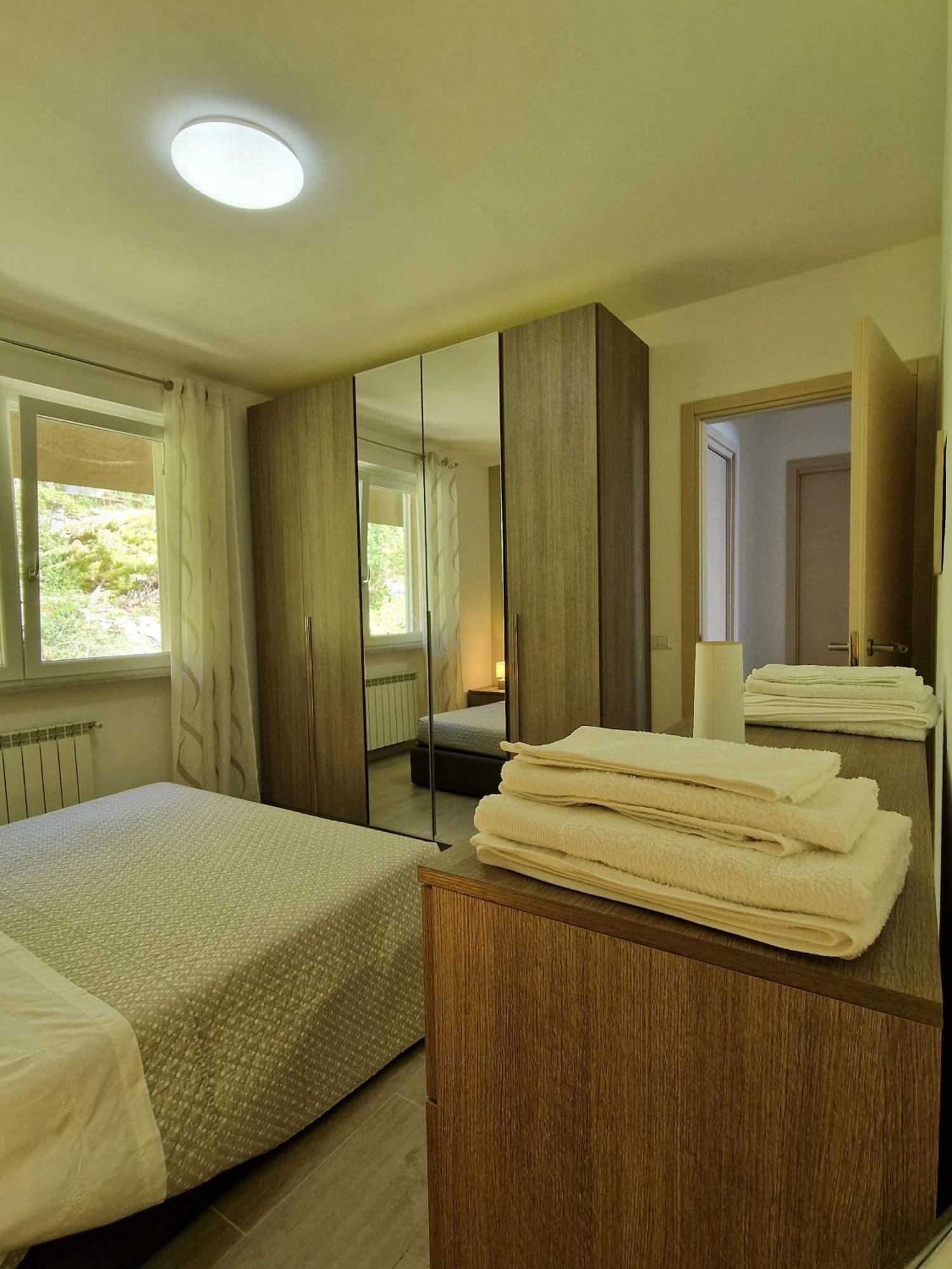 Apartamento La Finestra Sul Golfo Ospedaletti Exterior foto