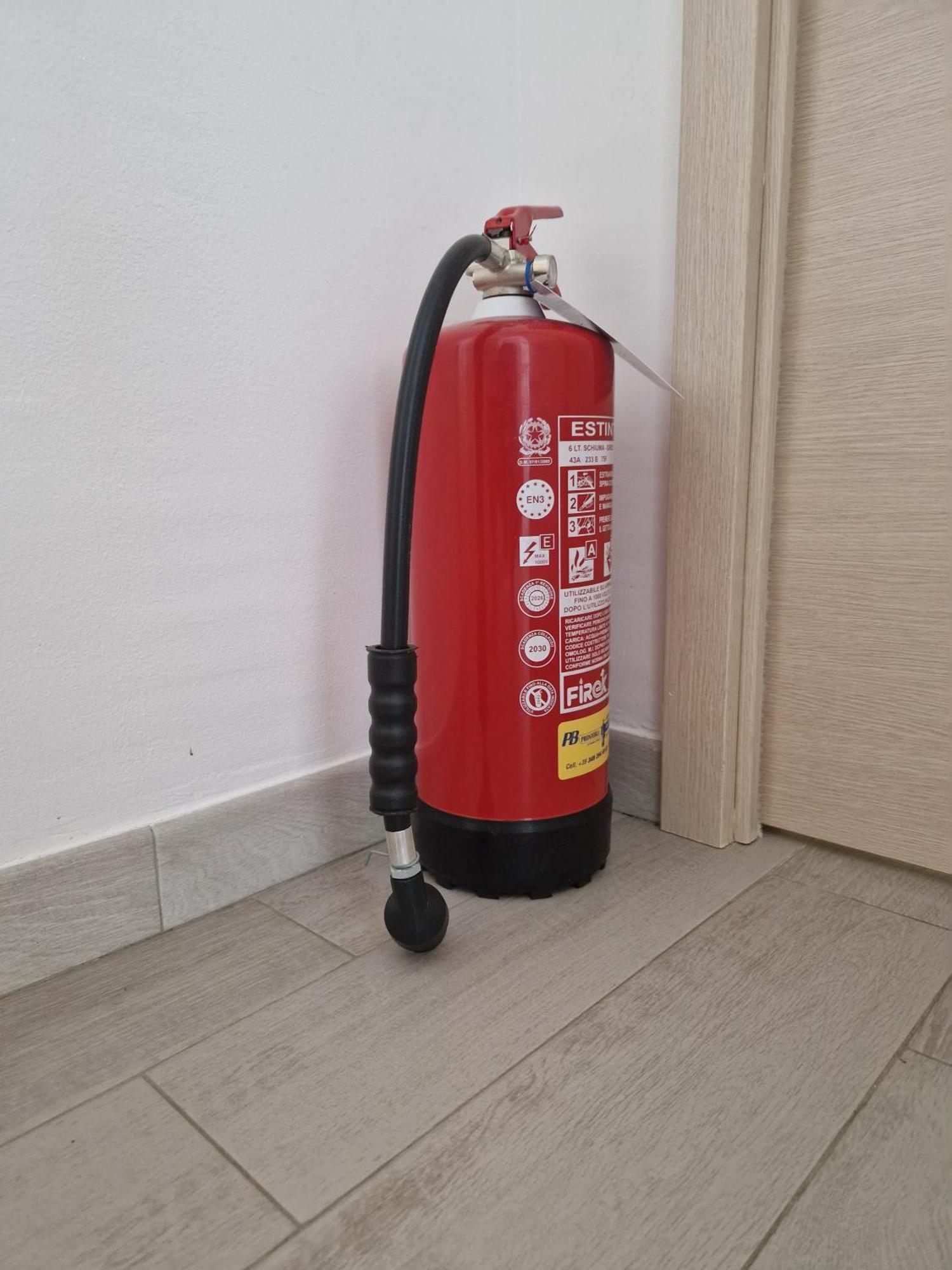 Apartamento La Finestra Sul Golfo Ospedaletti Exterior foto
